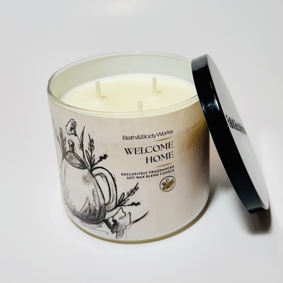 WELCOME HOME 3 Wick Candle - Picture 2 of 3